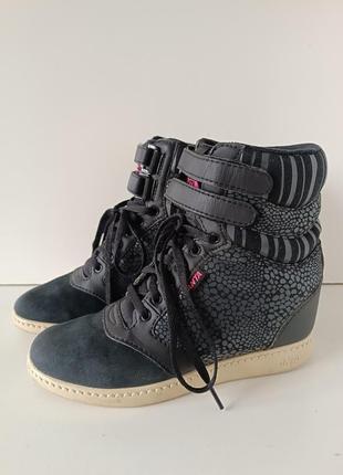 Р 35-36 23 см кросівки високі на танкетці та платформі снікерси черевики спортивні anta