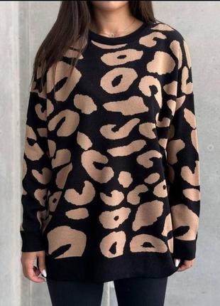 Свитер удлиненный женский принт лео цвета