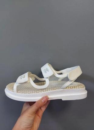 Adidas adilette white