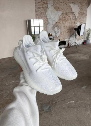 Yezzy bassa 350 v2  white