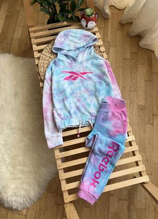 Спортивный костюмчик от reebok