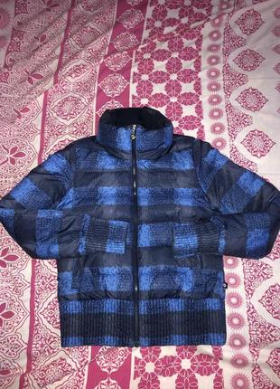 Женский короткий пуховик adidas