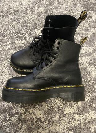 Dr. martens ботинки черные кожаные