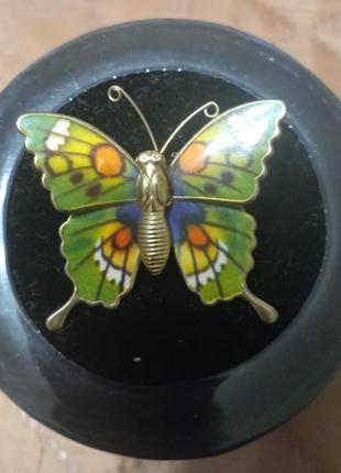 Вінтажна брошка метелик