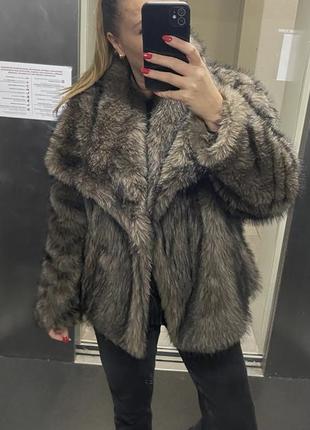 Шикарний трендовий полушубок