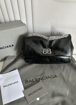 Черная кожаная сумка