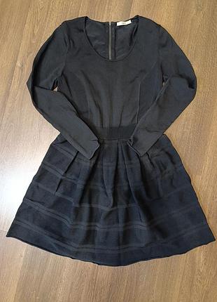 Классическое черное платье