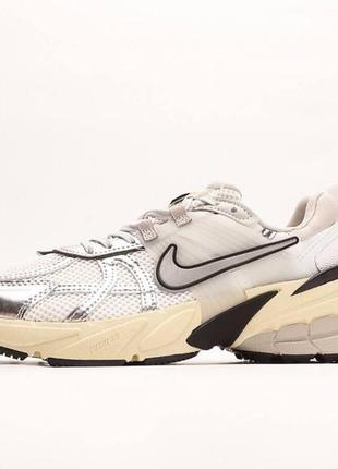 Runtekk silver