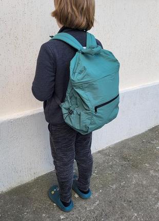 Дитячий нейлоновий рюкзак mango з багатьма кишенями9 фото