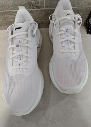 Фирменные кроссовки li-ning essential 37 фото
