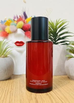 Оригінал відновлювальна сироватка для обличчя chanel n1 de chanel revitalizing serum2 фото