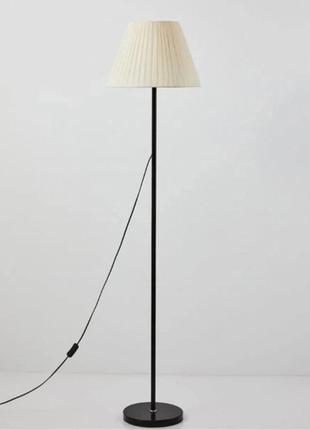 Торшер классический valeso 8088 bk+wt