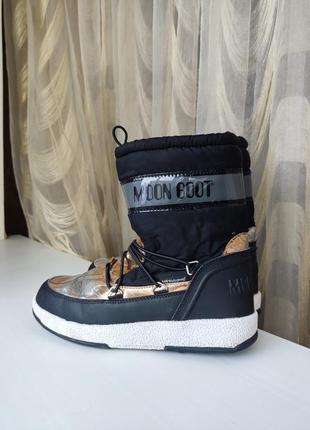 Жіночі чоботи moon boot