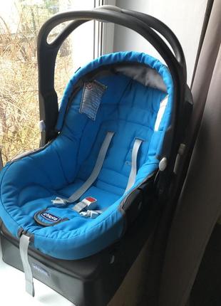Автокресло, переносная + база chicco