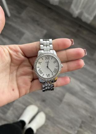 Годинник guess