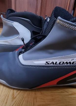 Ботинки лыжные salomon escape 7 pilot.
стан 9/10 б/в
