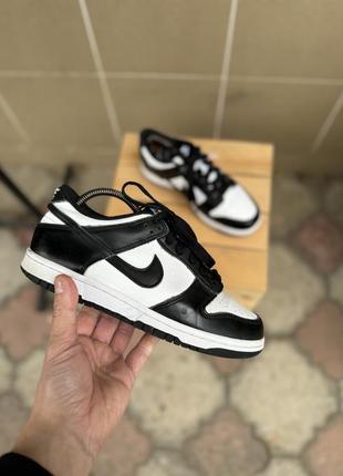 Nike dunk low panda крососвки кросівки оригінал бу