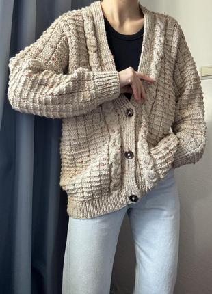Вʼязаний кардиган коси светр бежевий з гудзиками джемпер пуловер реглан лонгслів кофта вінтаж светр