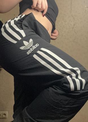 Штани adidas