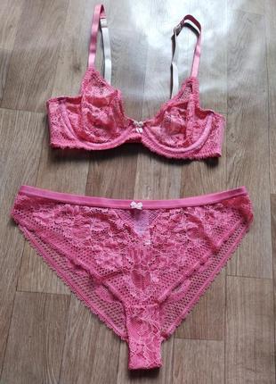 Вишуканий мереживний комплект нижньої білизни debenhams