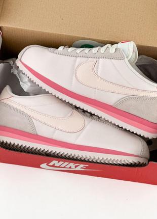 Кросовки женские - nike cortez