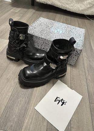 Черевики eytys