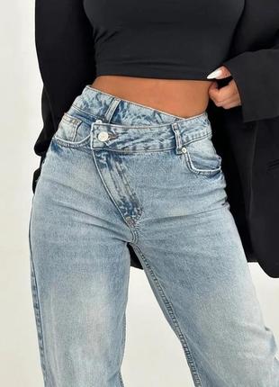Новые женские голубые джинсы палаццо + футболка levi's в подарок