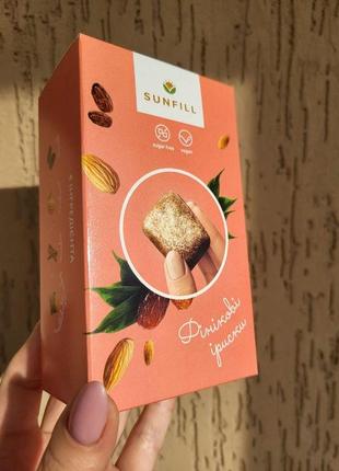 Натуральні цукерки sunfill "фінікові іриски" 150грам