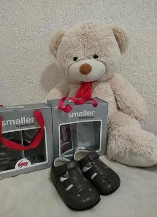 Для мальчика босоножки 12-18 мес smaller by see kai run