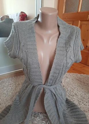 Пуловер (безрукавка)