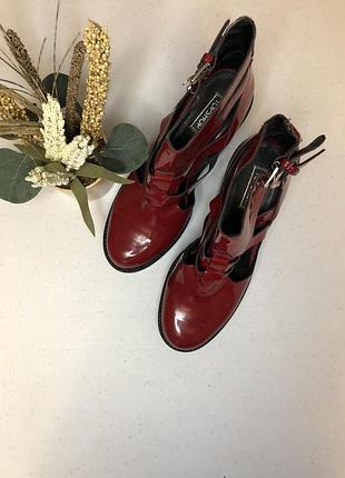 Жіночі батильйони 👠