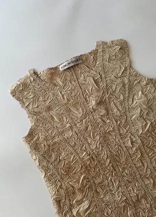 Apriori бежевый топ жатка