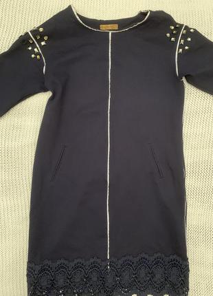 Платье с декором