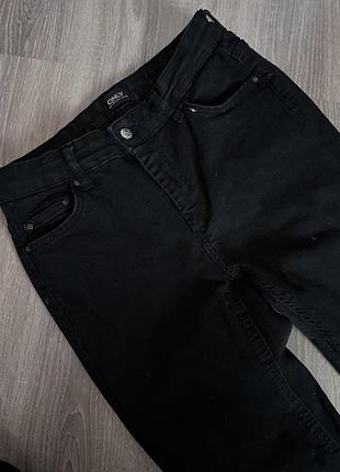 Джинсы - скинни