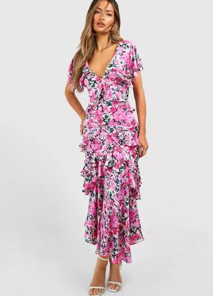 Фірмова сукня від boohoo