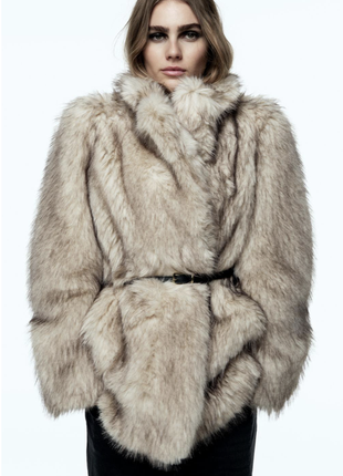Роскошная oversize шуба в стиле old money