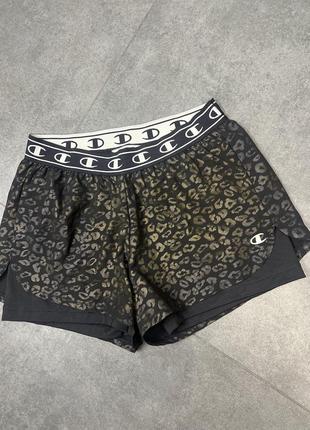 Крутые шорты champion