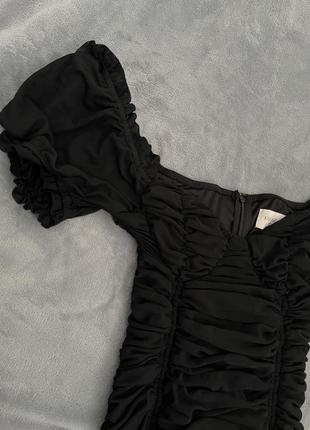 Сукня з завʼязками