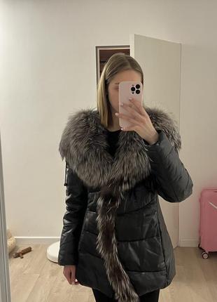 Куртка з натуральним хутром