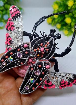 Брошь  ручной работы жук