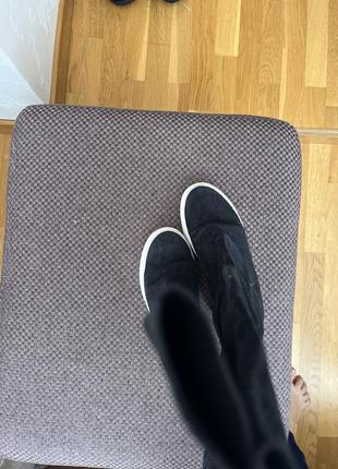 Замшевые сапоги3 фото