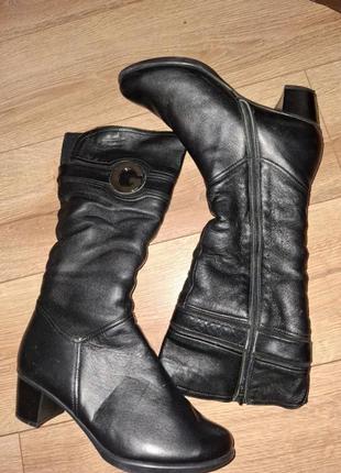 Кожаные сапоги
