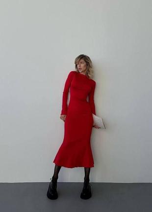 Элегантное и очень красивое платье