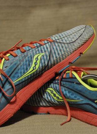 Легчайшие яркие беговые кроссовки ( марафонки) saucony type a6 сша 44 1/2 р.( 28 см.)