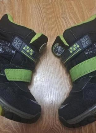 Ботинки зимние 26р