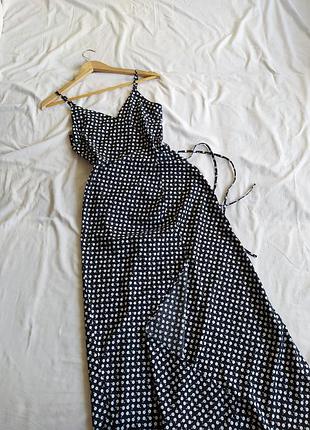 Чорна сукня максі на запах у квіти 2\22