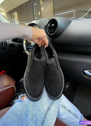 Лофери зима на високій підошві чорний замш .