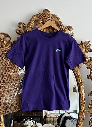 Футболка nike tee