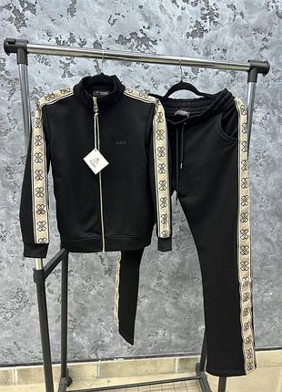 Жіночий спортивний костюм guess