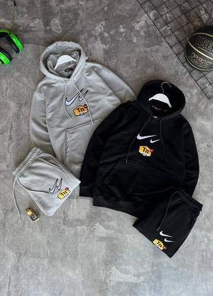 Качественный спортивный костюм nike